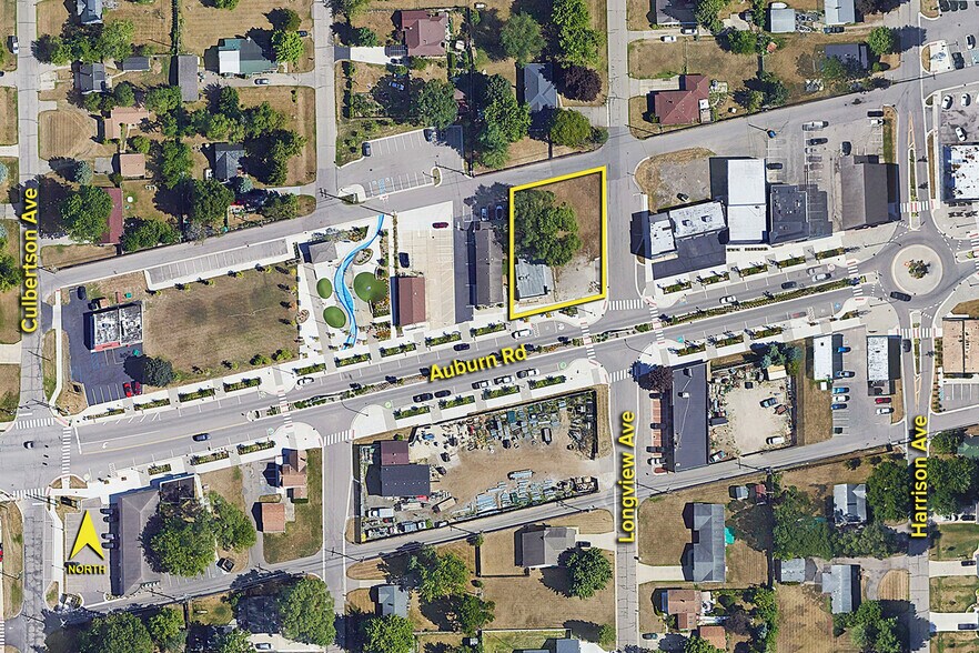 1629 Auburn Rd, Rochester Hills, MI for sale - Primary Photo - Image 1 of 3