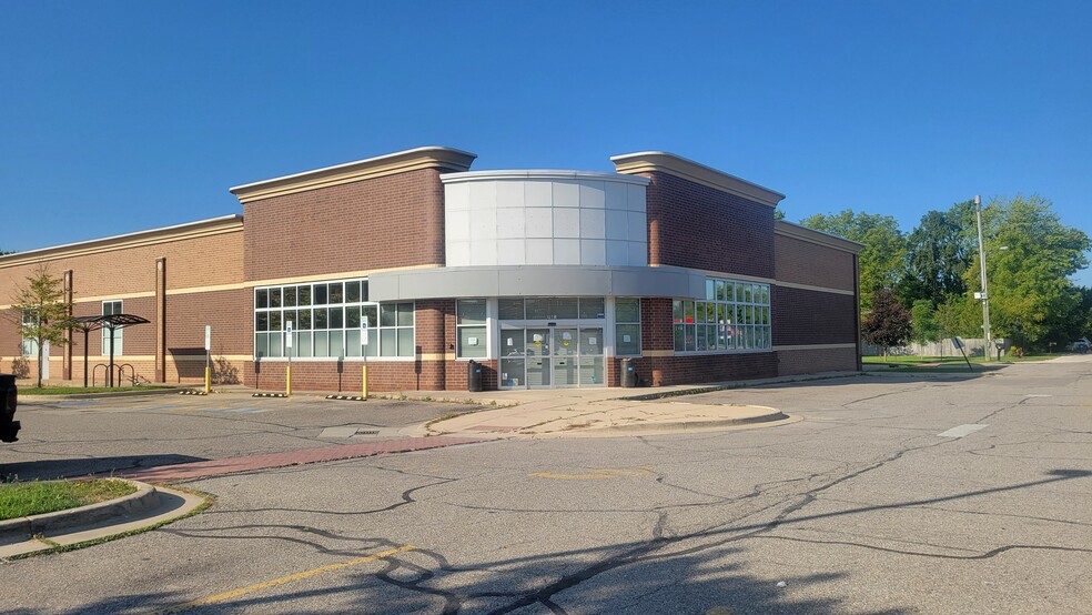 2980 Packard Rd, Ann Arbor, MI for lease - Building Photo - Image 1 of 10