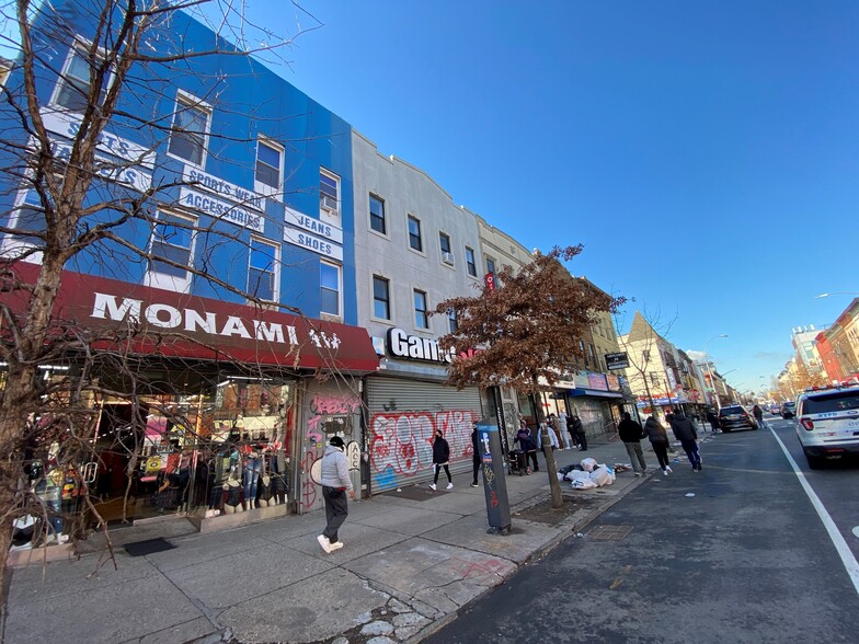 370 Knickerbocker Ave, Brooklyn, NY for sale - Building Photo - Image 1 of 1