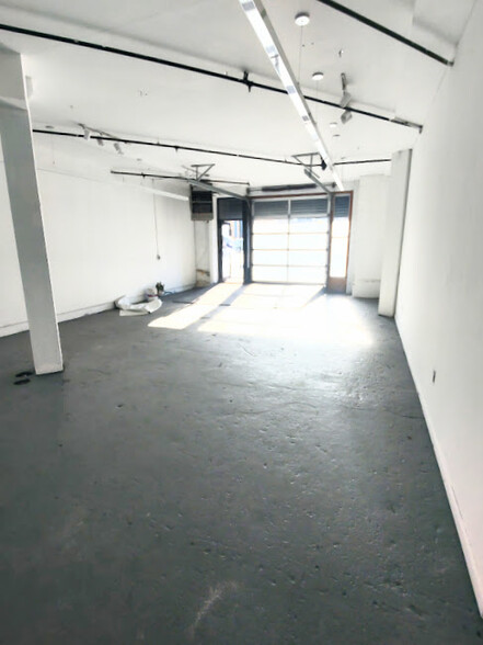 119 Knickerbocker Ave, Brooklyn, NY for lease - Building Photo - Image 3 of 54