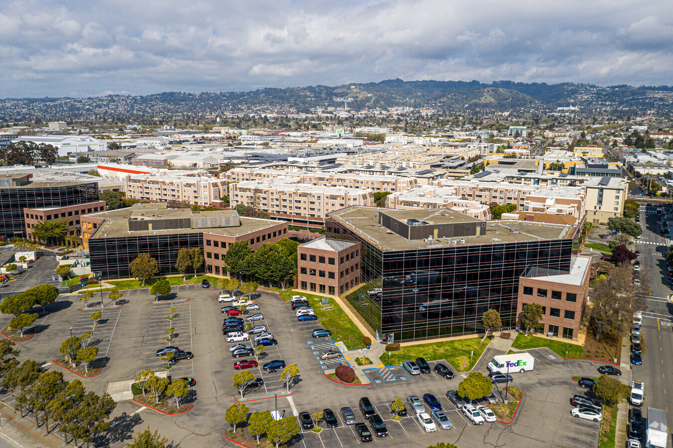 6475 Christie Ave, Emeryville, CA 94608 - Emery Bay Offices | LoopNet