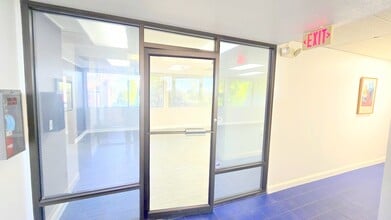 217 S Glendora Ave, Glendora, CA for lease Building Photo- Image 2 of 15