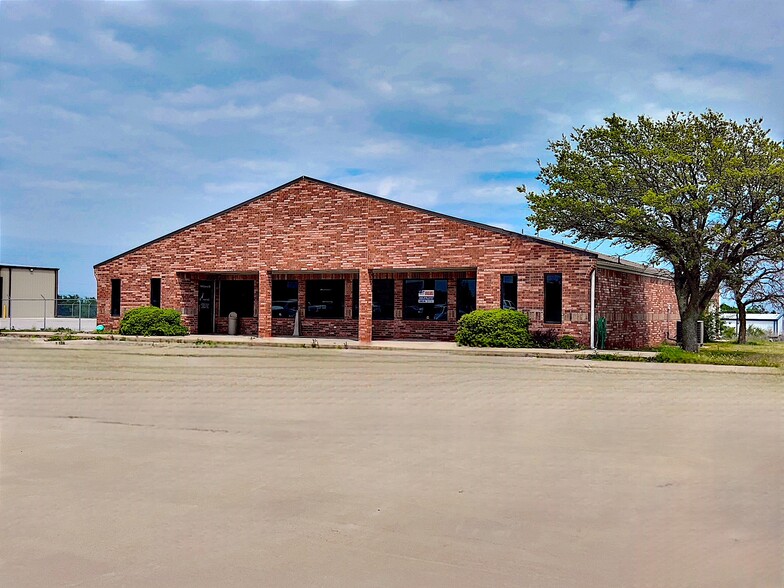 1400 Lera, Weatherford, OK for sale - Building Photo - Image 1 of 45