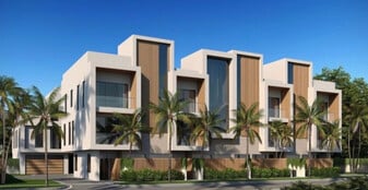 Oversized Parking Lot in Fort Lauderdale - Parking Garage