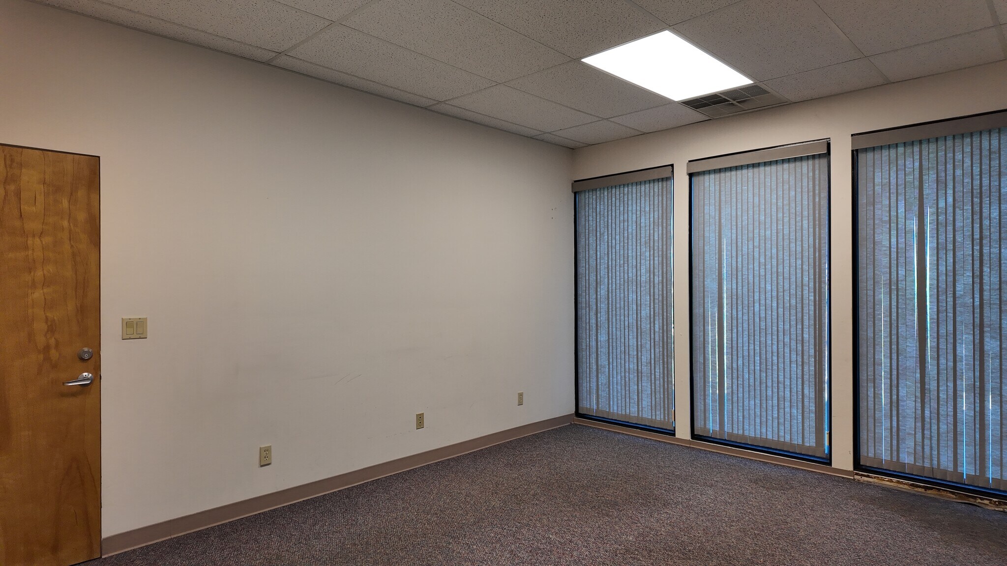 101 State Dr, Hollister, MO for lease Interior Photo- Image 1 of 1