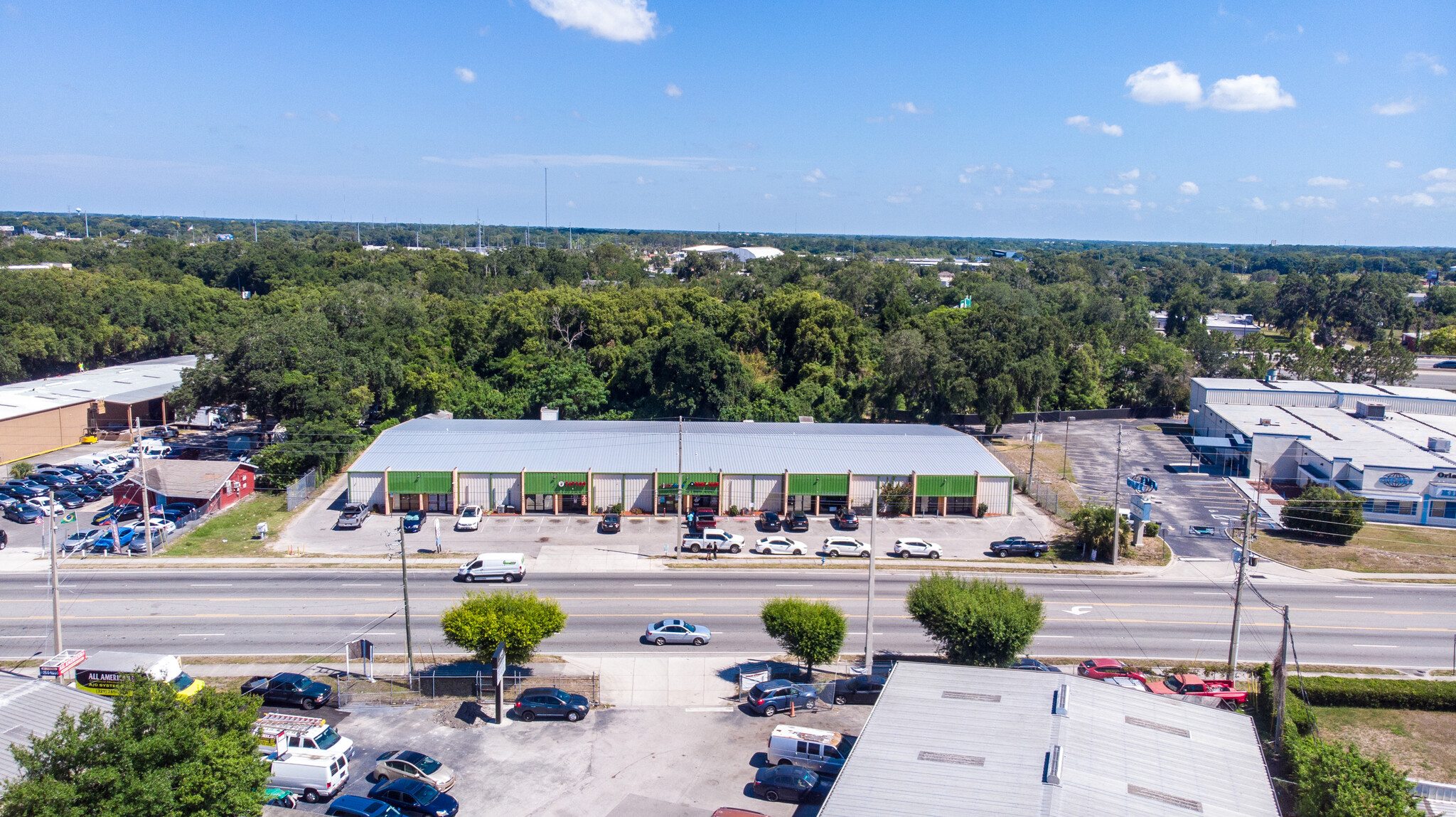 4437-4451 Old Winter Garden Rd, Orlando, FL for lease Building Photo- Image 1 of 4