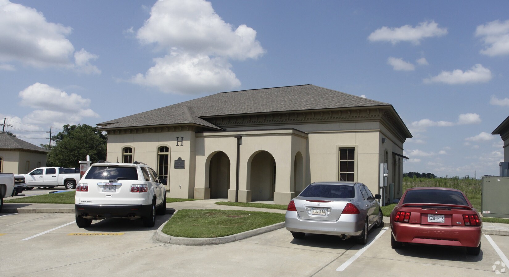 4906 Ambassador Caffery Pky, Lafayette, LA 70508