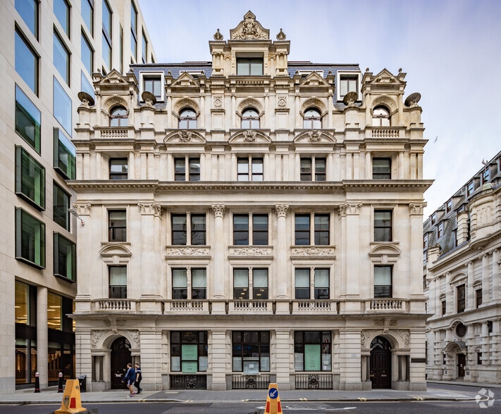 1 Lloyds Ave, London for lease - Building Photo - Image 3 of 6