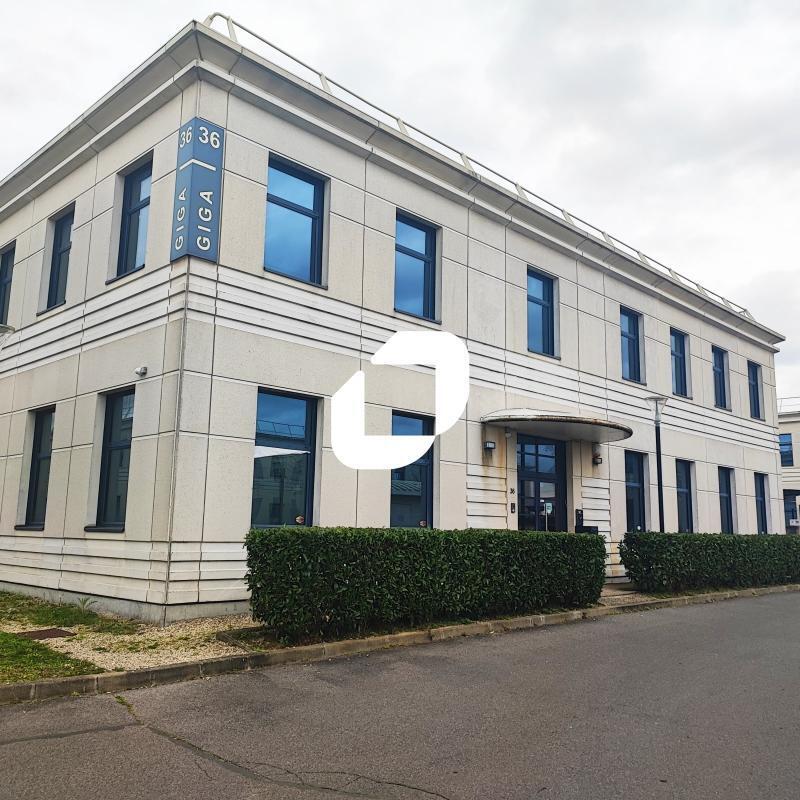 Office in Créteil for lease Building Photo- Image 1 of 12