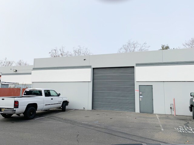 3640 Airway Dr, Santa Rosa, CA for lease - Building Photo - Image 2 of 3