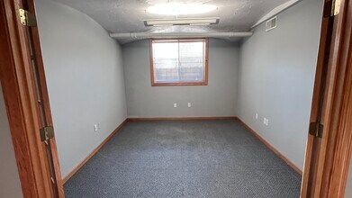 7430 Harwood Ave, Wauwatosa, WI for lease Interior Photo- Image 2 of 4