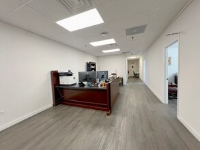 204 Red Rd, McMinnville, TN for sale Interior Photo- Image 1 of 10