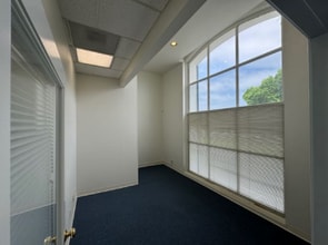 2290 Huntington Dr, San Marino, CA for lease Interior Photo- Image 2 of 9