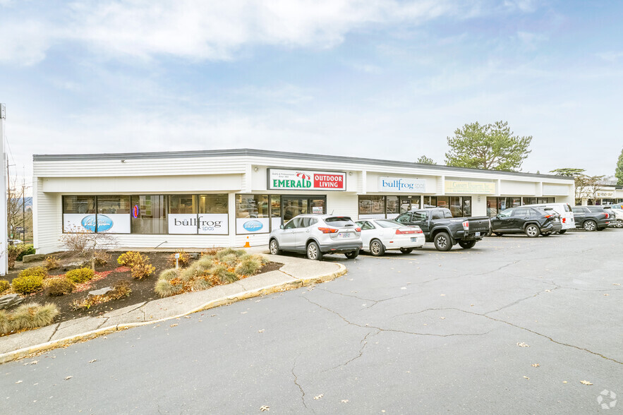 11525-11539 SW Pacific Hwy, Tigard, OR for lease - Building Photo - Image 2 of 5