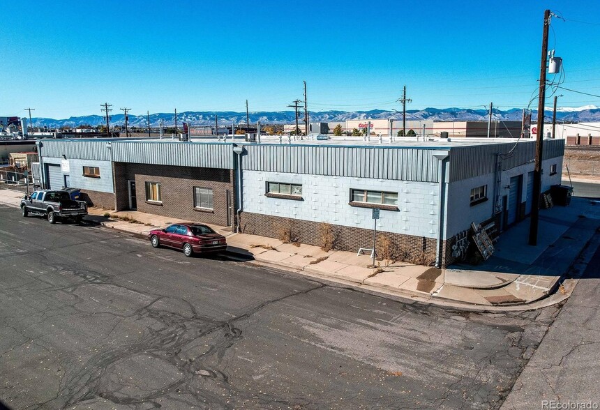 3905-3911 S Mariposa St, Englewood, CO for lease - Building Photo - Image 3 of 12