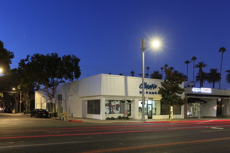 364-368 S Maple Dr, Beverly Hills, CA for lease - Building Photo - Image 2 of 6