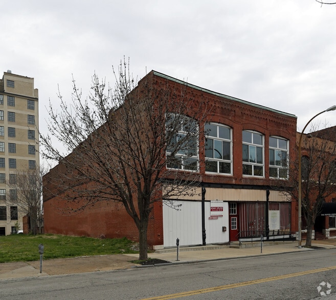 2007-2009 Locust St, Saint Louis, MO for lease - Primary Photo - Image 1 of 54