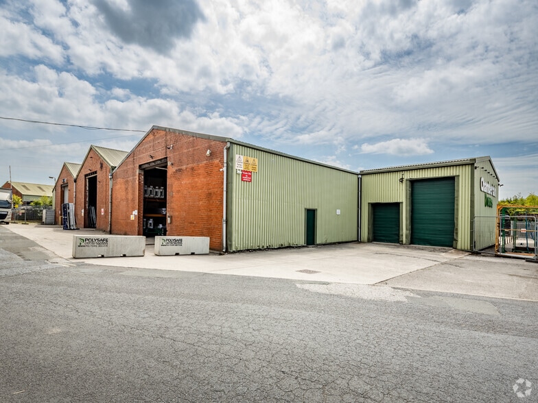 Scot Ln, Bolton for sale - Primary Photo - Image 1 of 1