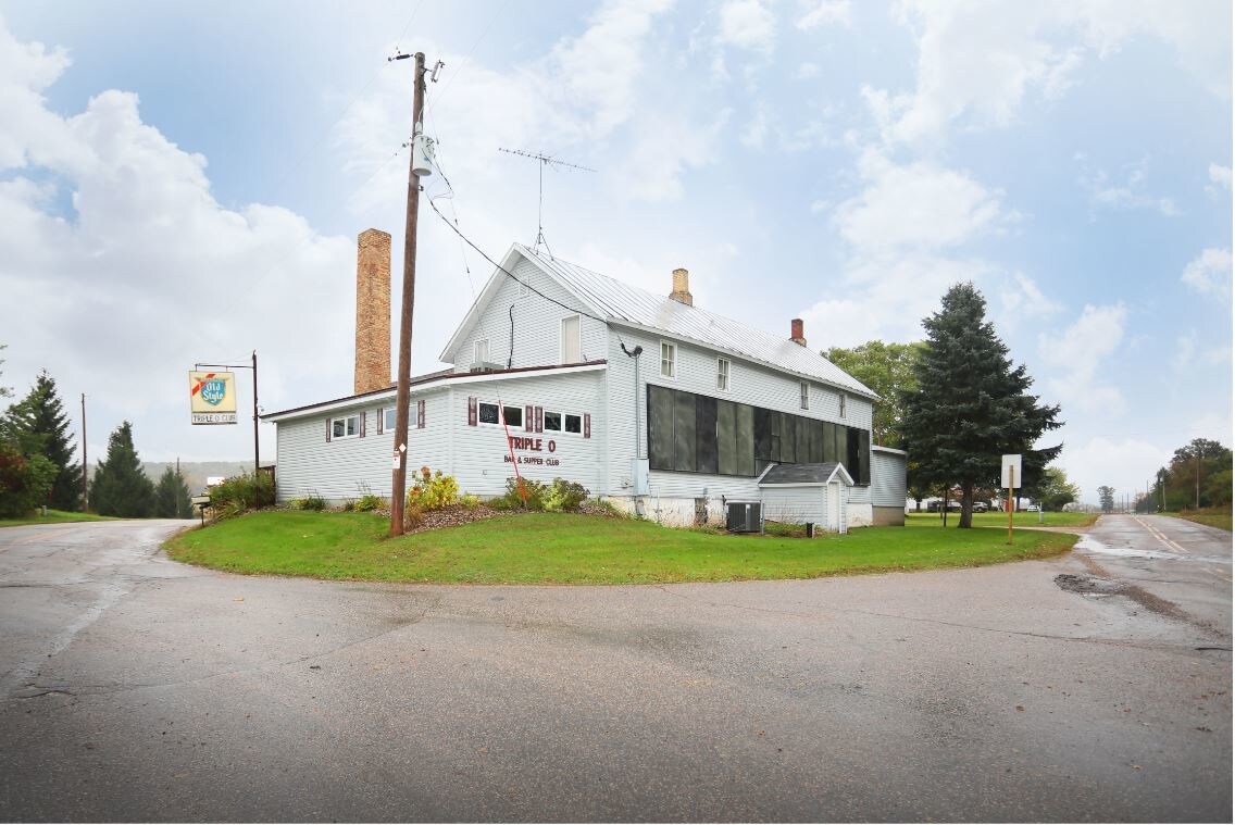 N8818 County Road Oo, Clintonville, WI 54929