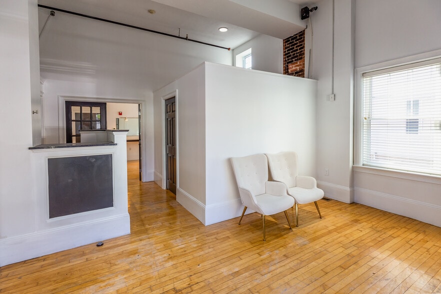 310 Court St, Plymouth, MA for sale - Building Photo - Image 3 of 18