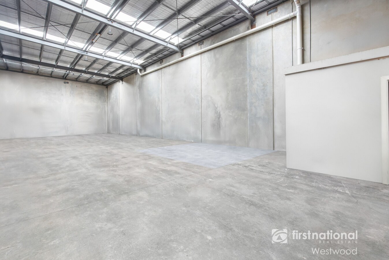 81 Lock Ave, Werribee, VIC 3030 - Unit 2 -  - Interior Photo - Image 1 of 2