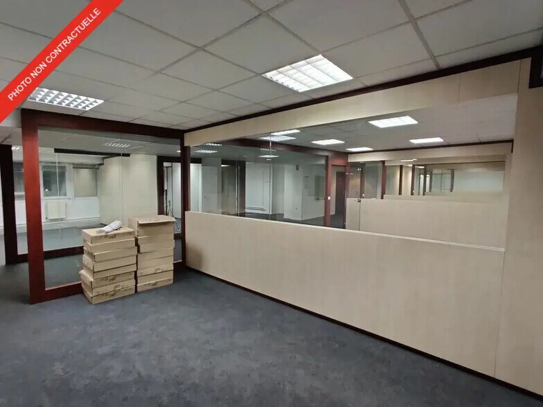 Office in Massy for lease - Interior Photo - Image 3 of 6