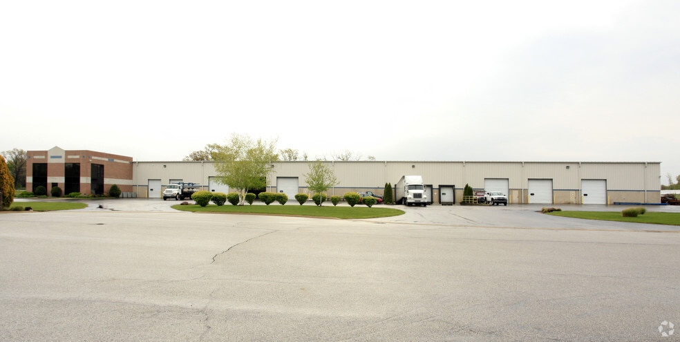 2810 Bridger Ct, Elkhart, IN for sale - Primary Photo - Image 1 of 1