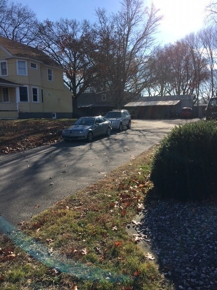 53 Nathans Ln, Madison, CT for sale - Building Photo - Image 1 of 1