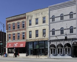 1376 W Grand Ave, Chicago IL - Storefront Property
