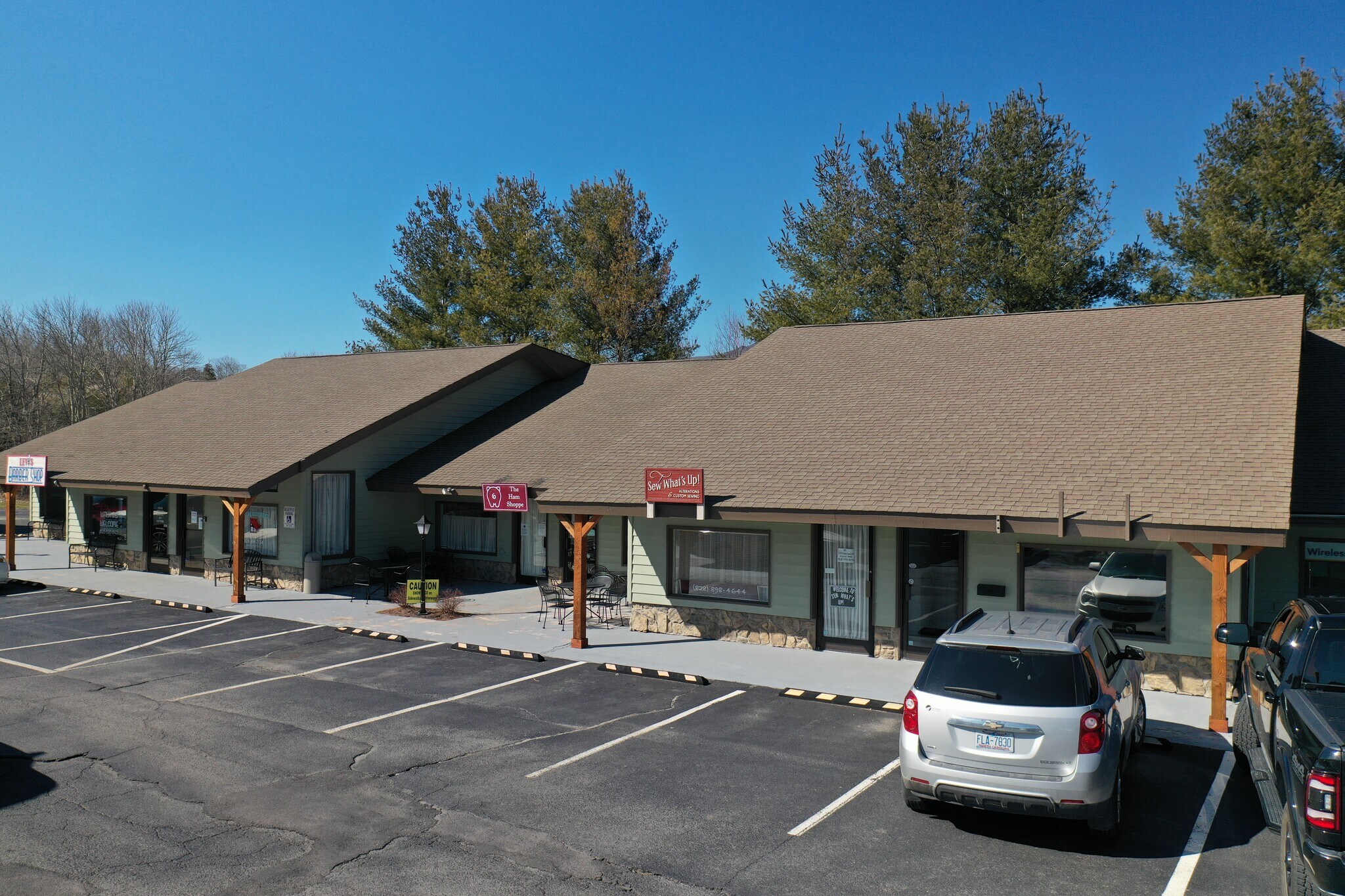 100 High Country Sq, Banner Elk, NC 28604 Retail for Lease