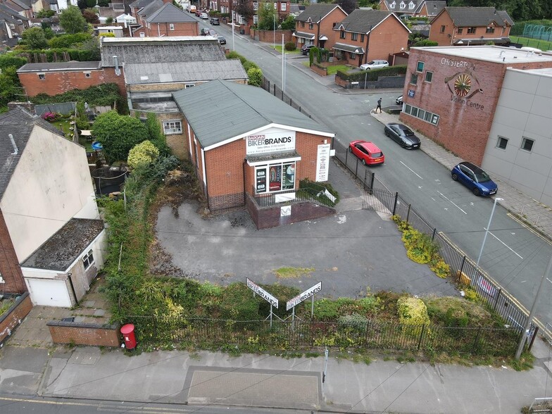 5 Albert St, Newcastle Under Lyme for sale - Building Photo - Image 2 of 11