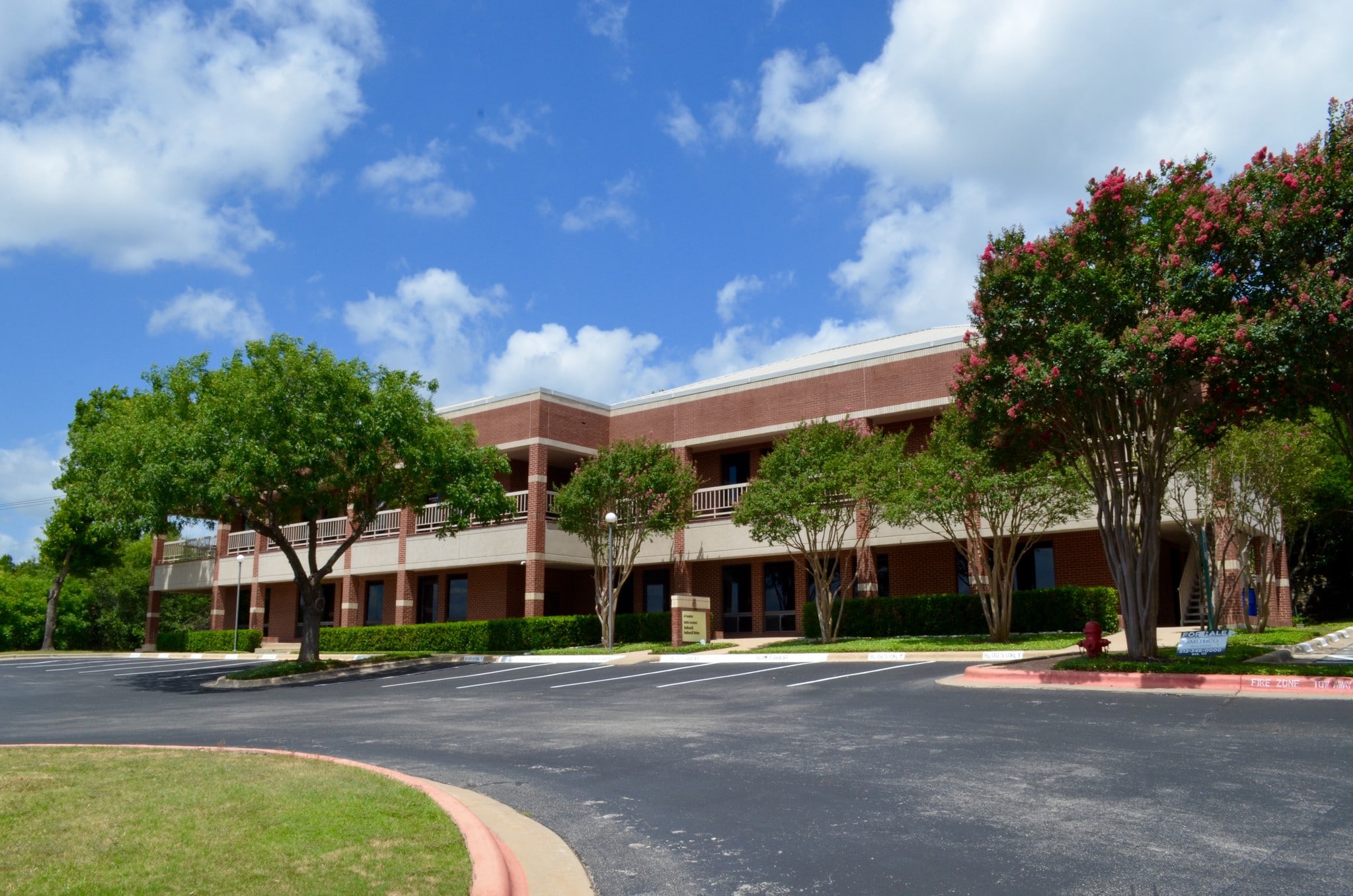 6101 W Courtyard Dr, Austin, TX for lease Primary Photo- Image 1 of 12