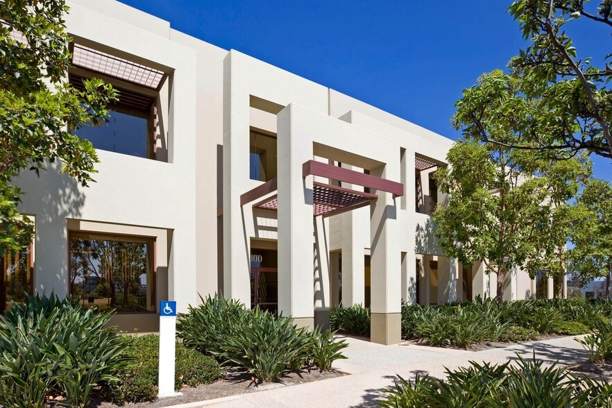 111 Academy Dr, Irvine, CA for lease - Building Photo - Image 3 of 40