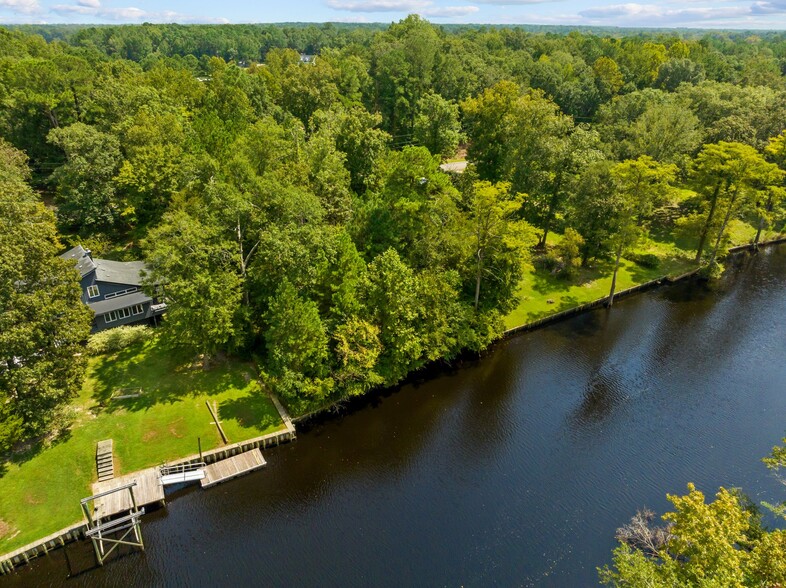 194 Hughes Plantation rd, Pollocksville, NC for sale - Aerial - Image 1 of 7