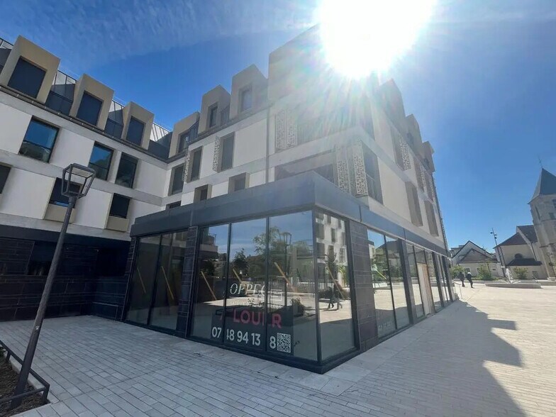 Retail in Draveil for sale - Building Photo - Image 2 of 5