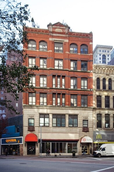 610 Wood St, Pittsburgh, PA for lease - Building Photo - Image 1 of 9