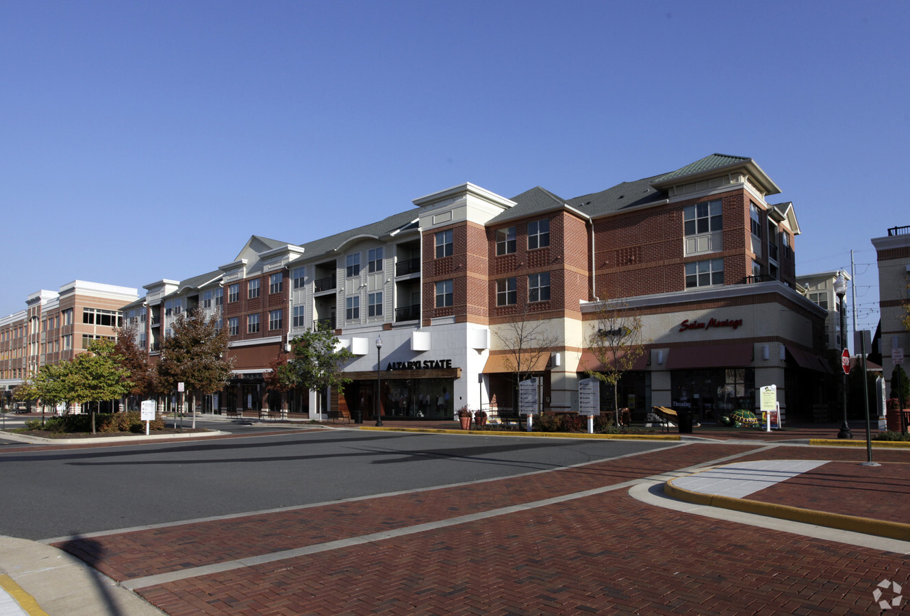 1604 Village Market Blvd SE, Leesburg, VA 20175 - Building D | LoopNet.com