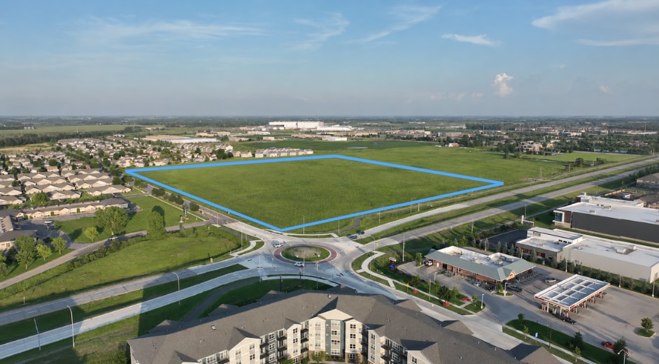 Augusta Drive, Mankato, MN for sale - Building Photo - Image 1 of 5