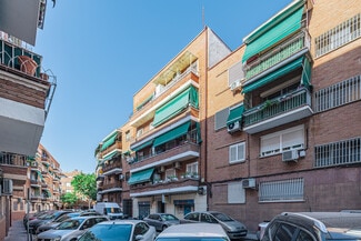 More details for Calle de Jabiru, 8, Madrid - Multifamily for Sale