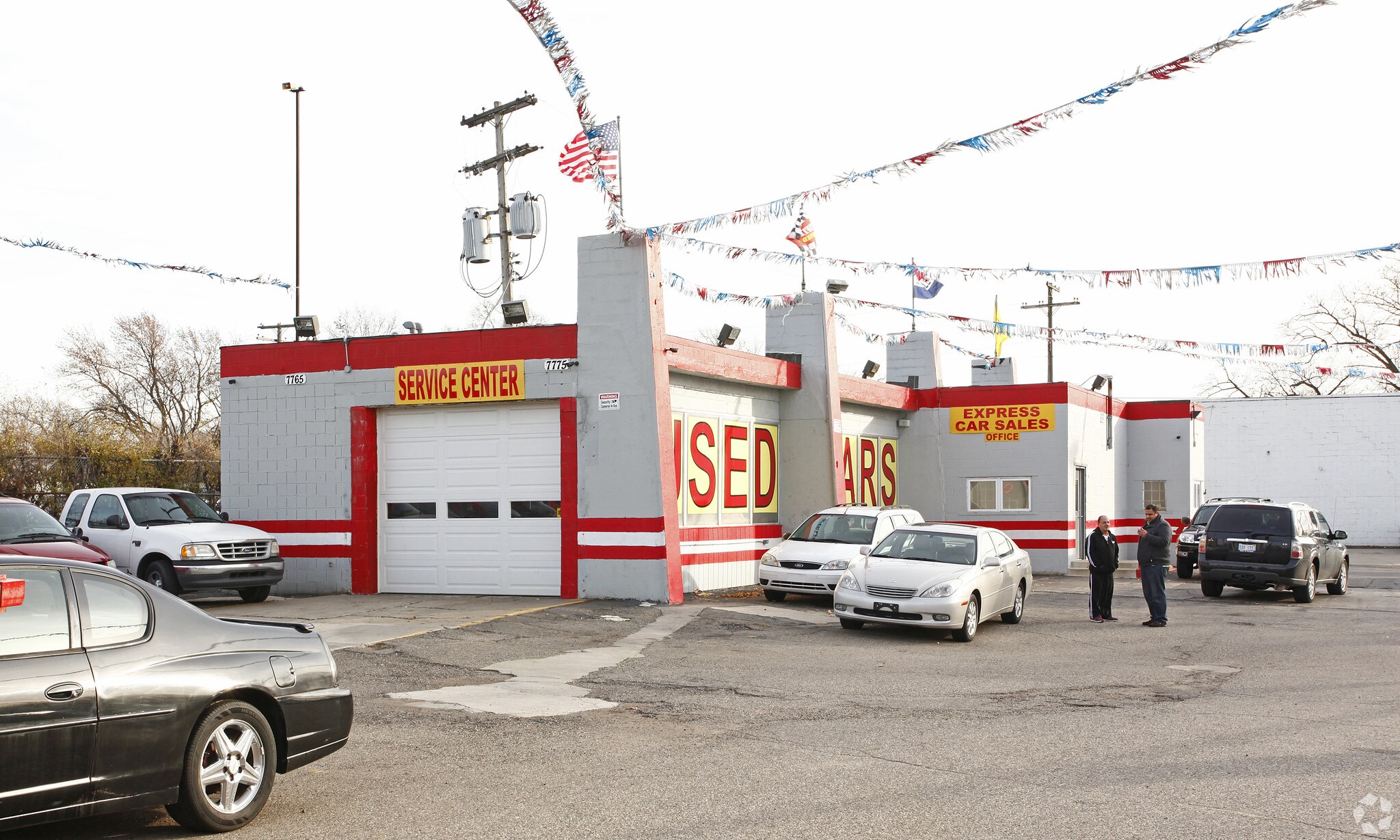 7765-7775 W 8 Mile Rd, Detroit, MI for sale Building Photo- Image 1 of 1