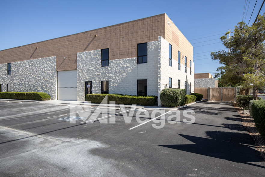 5880 Wynn Rd, Las Vegas, NV for sale - Building Photo - Image 1 of 1