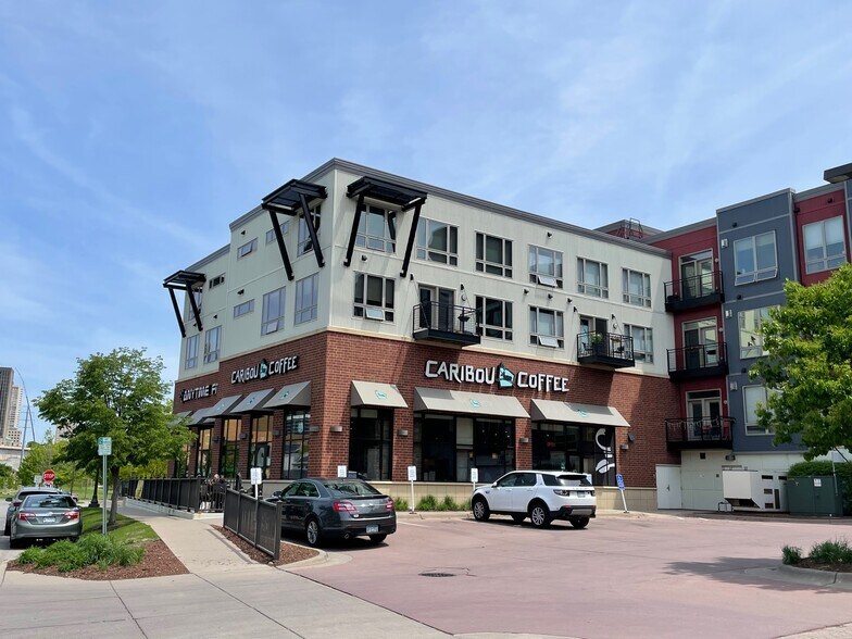 226230 Spring St, Saint Paul, MN 55102