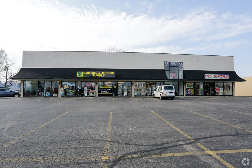 1006-1018 E Dorothy Ln, Dayton, OH for lease - Building Photo - Image 2 of 4