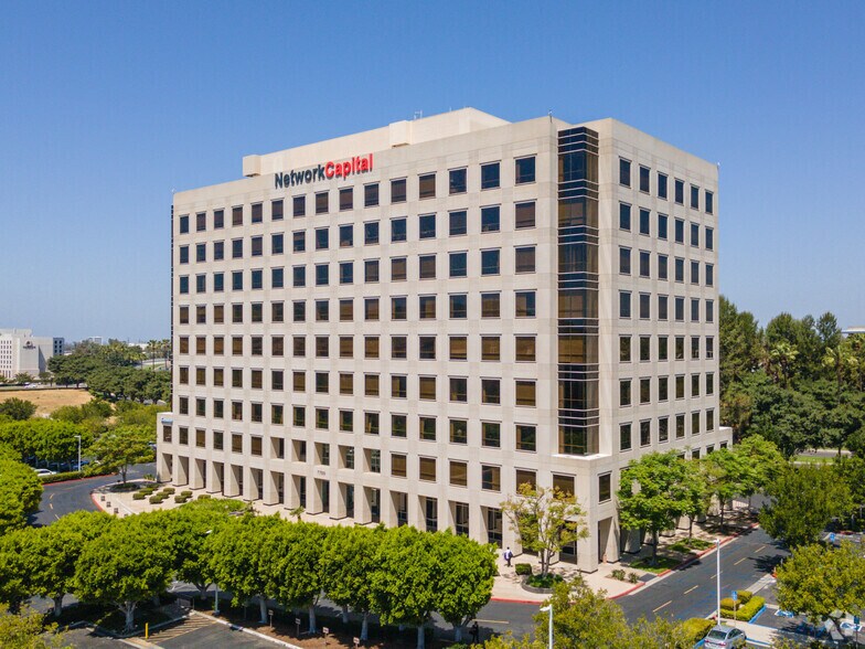 7700 Irvine Center Dr, Irvine, CA for lease - Building Photo - Image 1 of 5