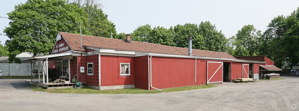 547 Lake Ave, Saint James, NY for sale - Primary Photo - Image 1 of 1