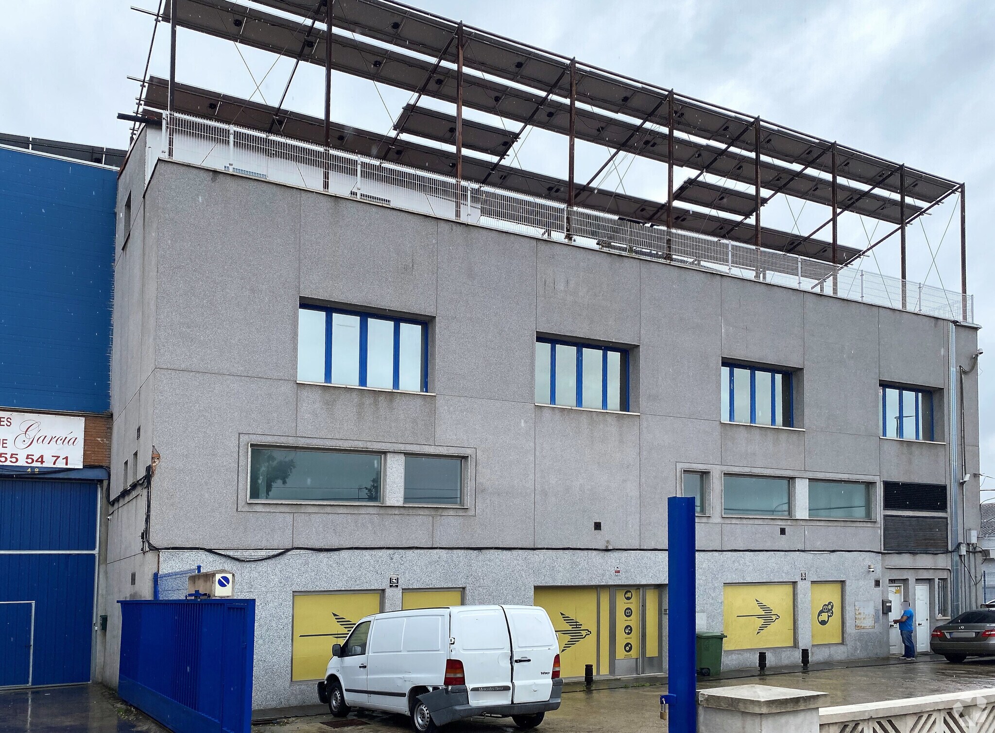 Avenida de Castilla, 48, San Fernando de Henares, Madrid for sale Primary Photo- Image 1 of 1