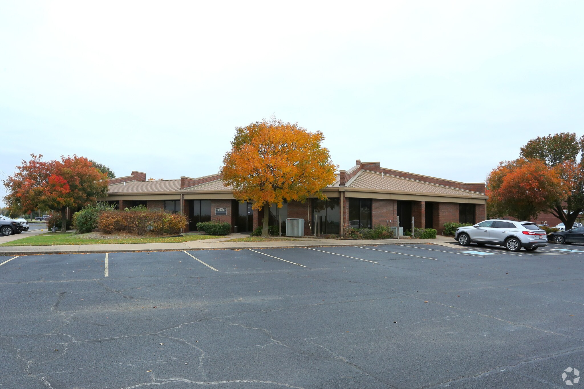 333 S 38th St, Muskogee, OK for sale Primary Photo- Image 1 of 1