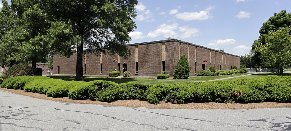 310-312 School St, Acton, MA for lease - Primary Photo - Image 1 of 10