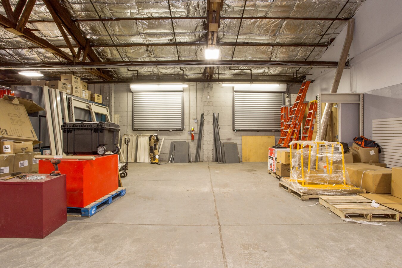 2 Kenwood Ave, Massapequa, NY 11758