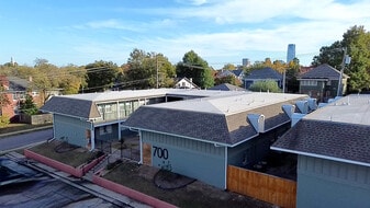 Perle at Mesta Park - Convenience Store